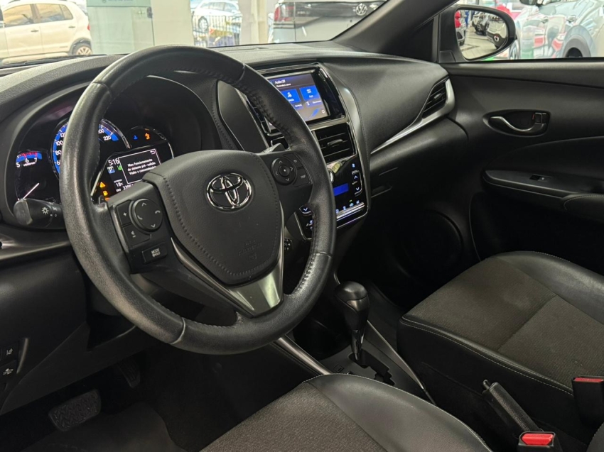 toyota yaris 1.5 16v flex xs connect multidrive 4p automatico 20235