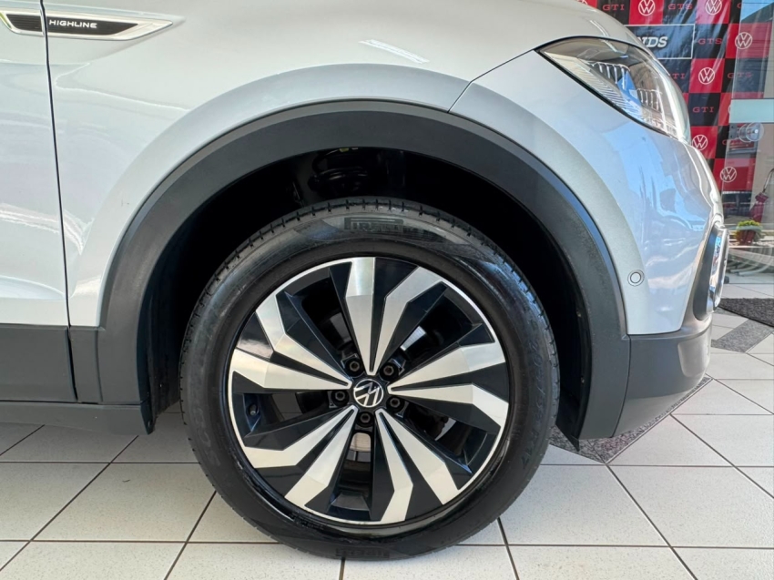 volkswagen t-cross 1.4 250 tsi total flex highline automatico 4p 20233