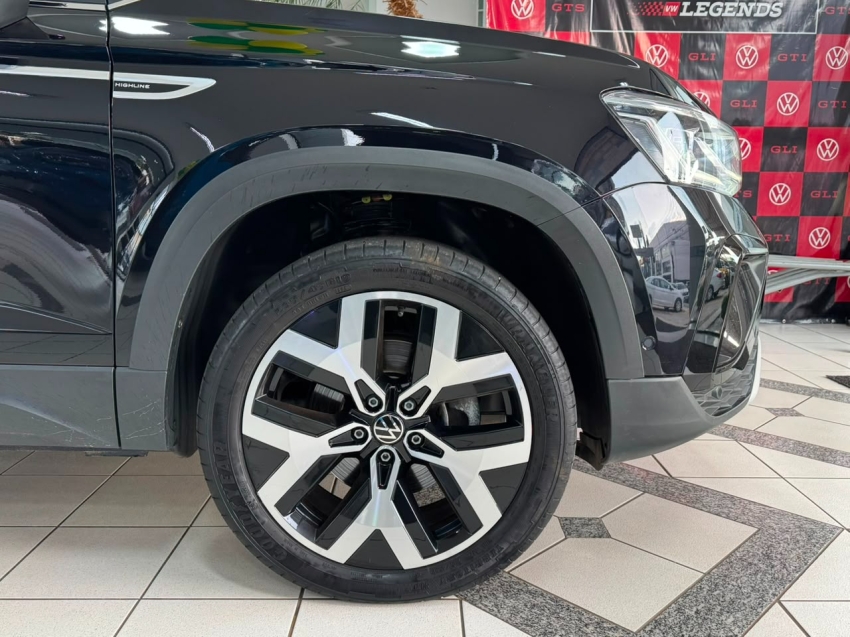 volkswagen taos 1.4 250 tsi total flex highline automatico 4p 20243