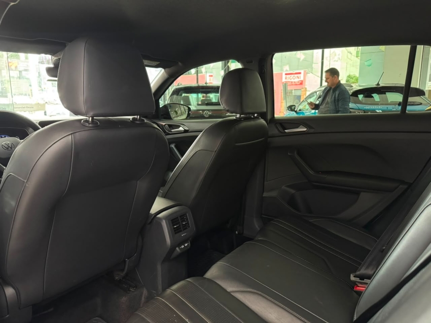volkswagen t-cross 1.4 250 tsi total flex highline automatico 4p 202510