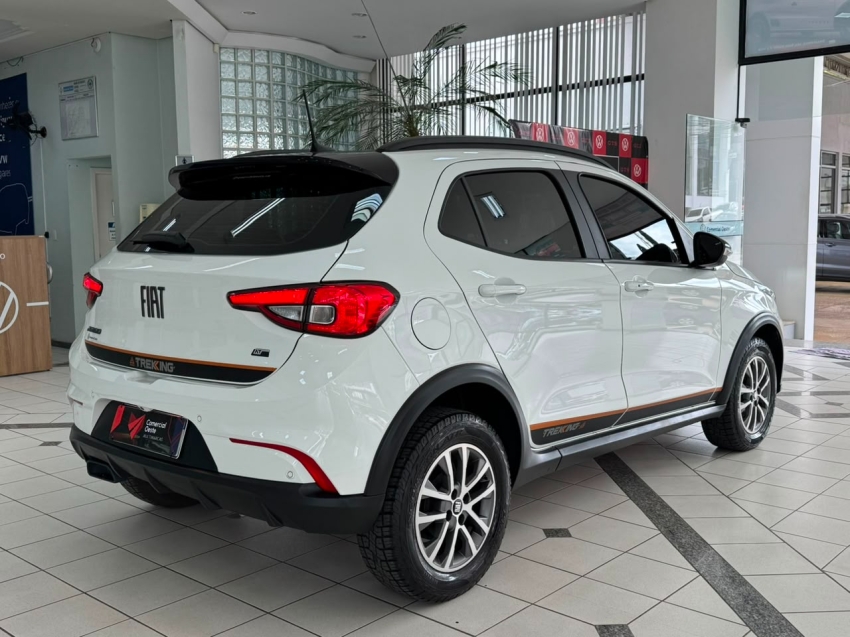 fiat argo 1.3 firefly flex trekking cvt 4p automatico 202611