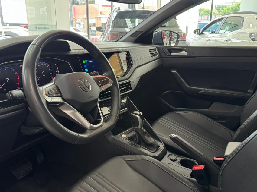 volkswagen nivus 1.0 200 tsi total flex highline automatico 4p 20255