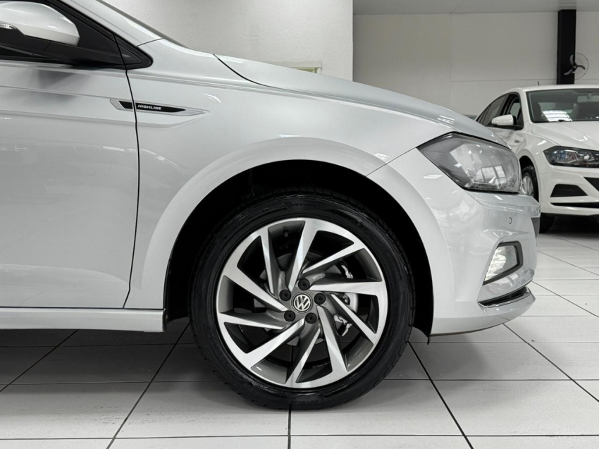 volkswagen polo 1.0 200 tsi highline automatico flex 4p 20202