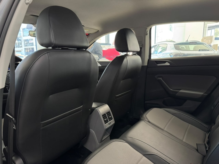 volkswagen polo 1.0 200 tsi highline automatico flex 4p 202010