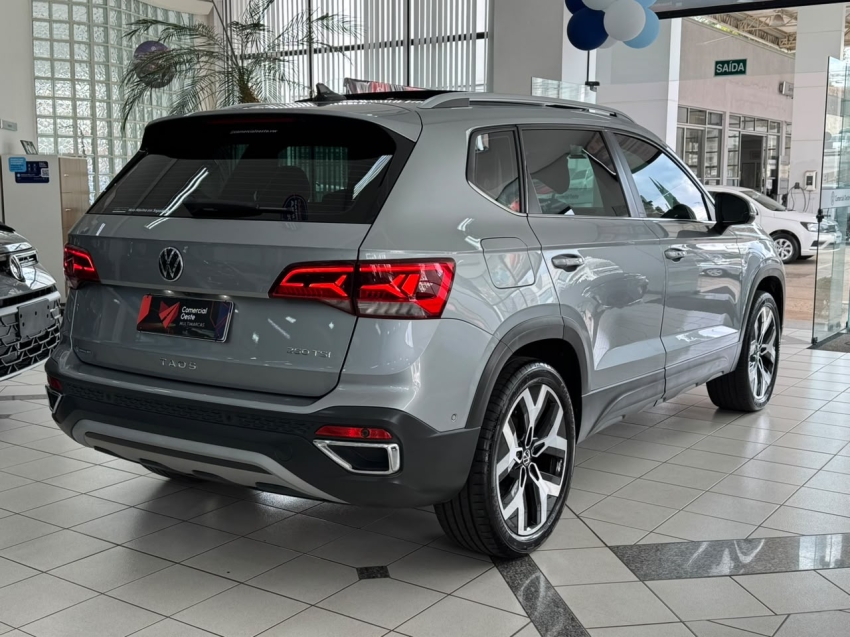 volkswagen taos 1.4 250 tsi total flex highline automatico 4p 202411
