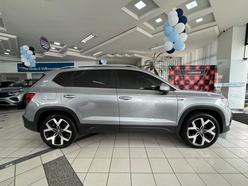 volkswagen taos 1.4 250 tsi total flex highline automatico 4p 20242