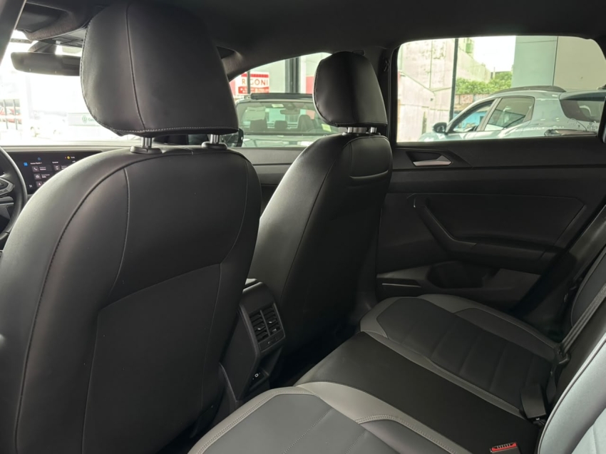 volkswagen nivus 1.0 200 tsi total flex highline automatico 4p 20249