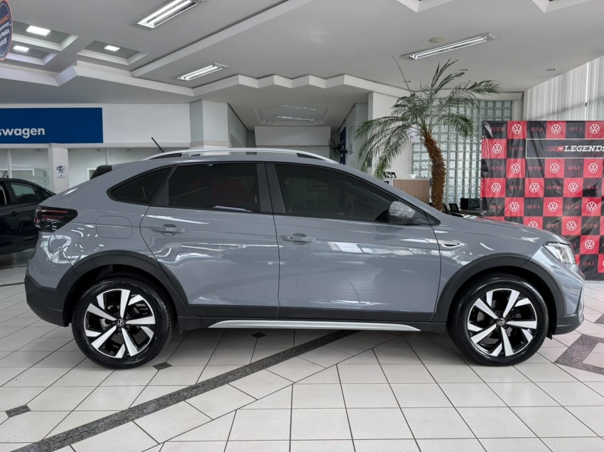 volkswagen nivus 1.0 200 tsi total flex highline automatico 4p 20243