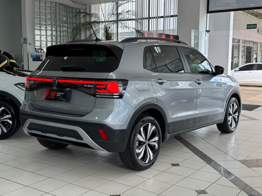 volkswagen t-cross 1.0 200 tsi total flex automatico 4p 202512