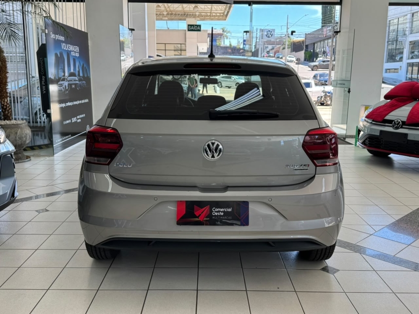 volkswagen polo 1.0 200 tsi comfortline automatico flex 4p 201813