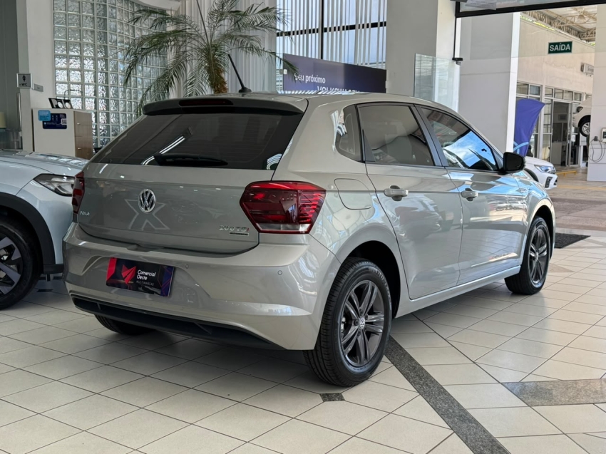 volkswagen polo 1.0 200 tsi comfortline automatico flex 4p 201812