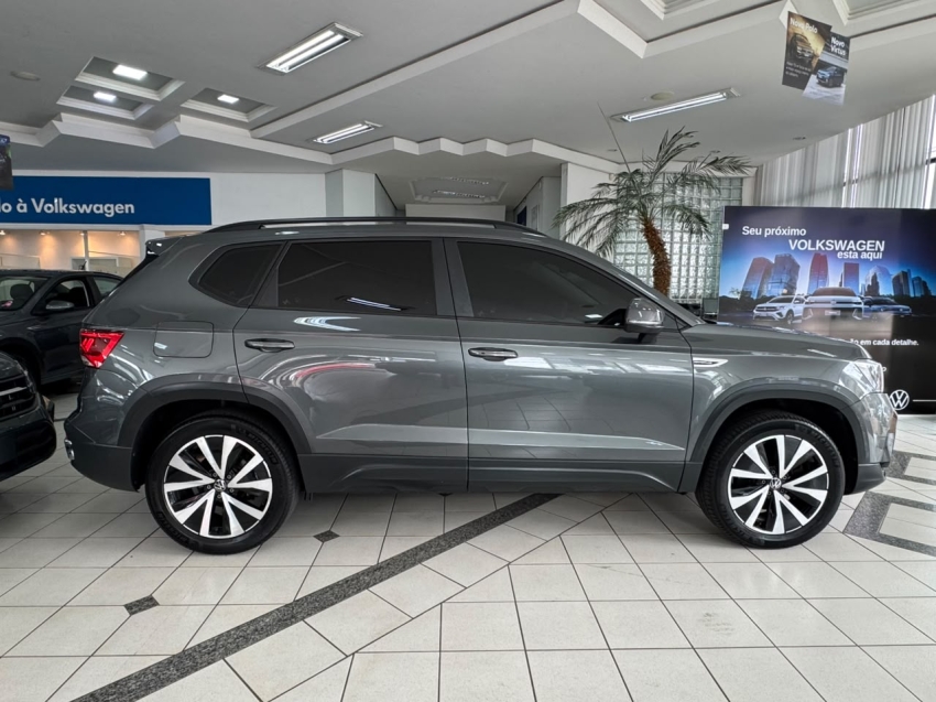 volkswagen taos 1.4 250 tsi total flex comfortline automatico 4p 20233