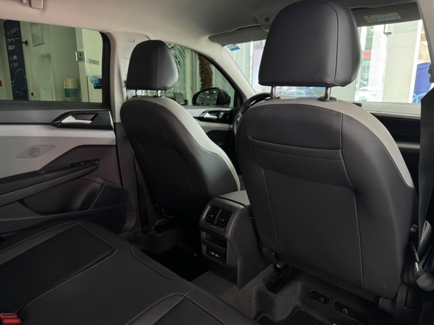 volkswagen taos 1.4 250 tsi total flex comfortline automatico 4p 202311