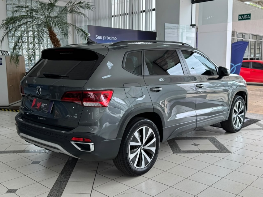 volkswagen taos 1.4 250 tsi total flex comfortline automatico 4p 202313
