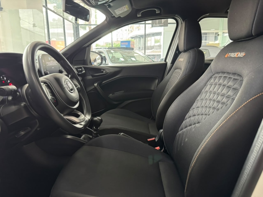 fiat argo 1.3 firefly flex trekking manual 4p 20204