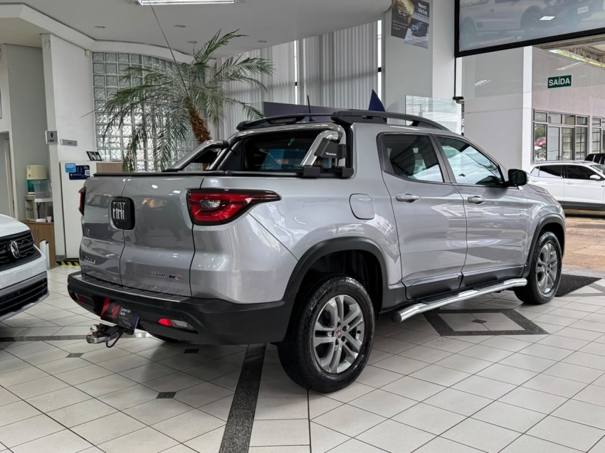 fiat toro 2.0 16v turbo diesel freedom 4wd at9 4p automatico 202013