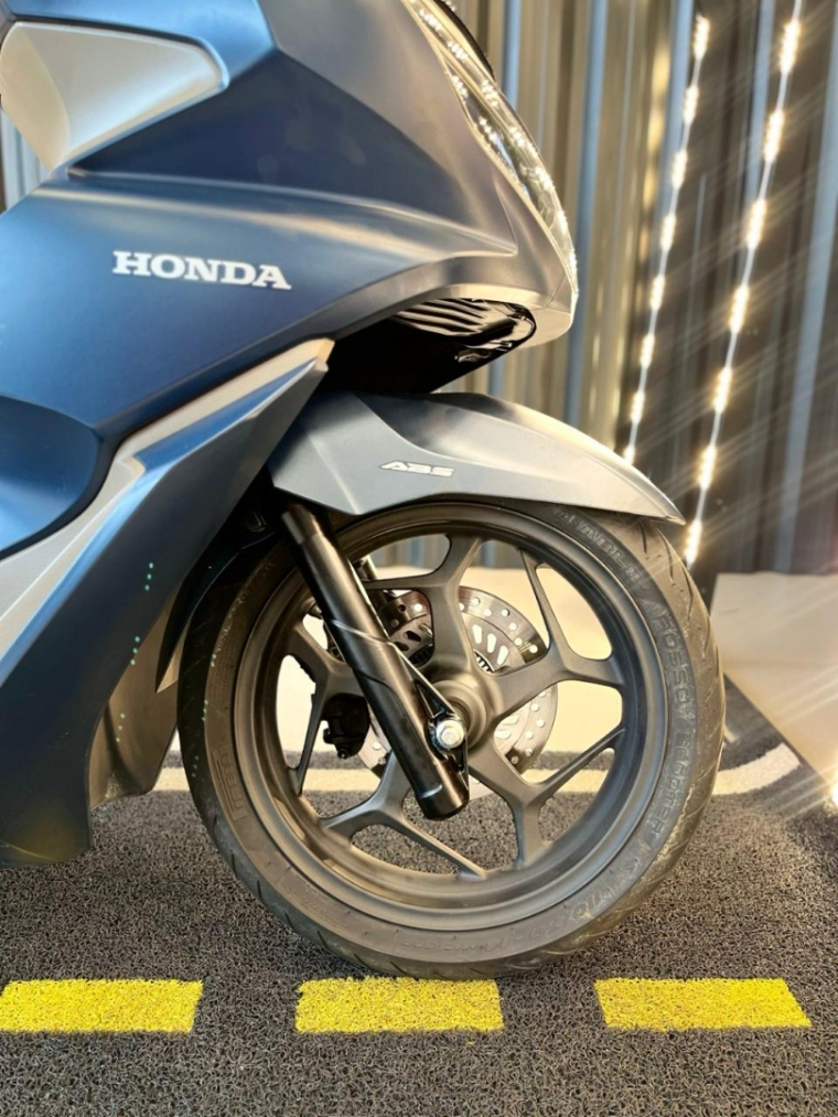 honda pcx 160 dlx abs 156 gasolina 1p automatico 2023