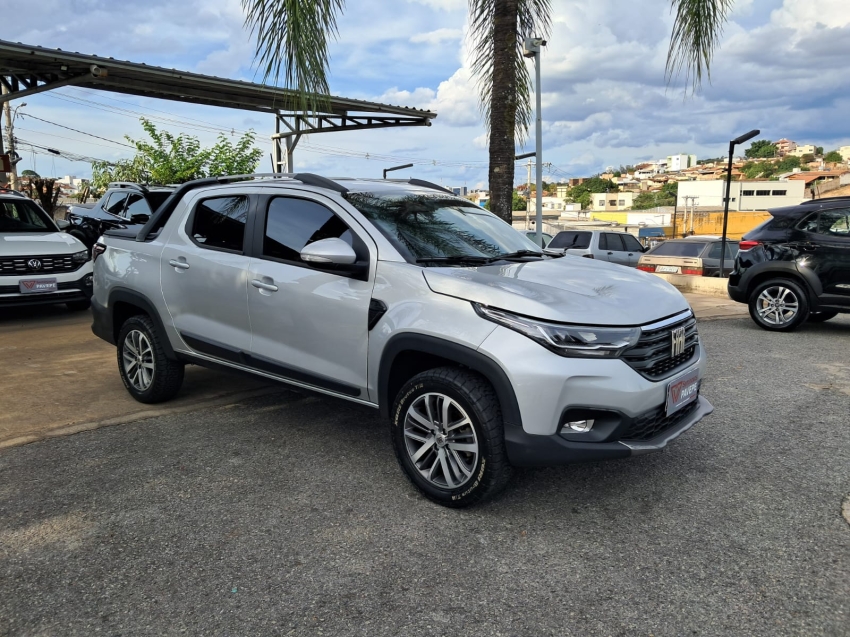 fiat strada 1.3 firefly flex volcano cd cvt 4p automatico 20232