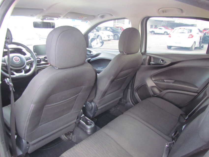 fiat cronos 1.3 firefly flex drive gsr 4p automatico 2019