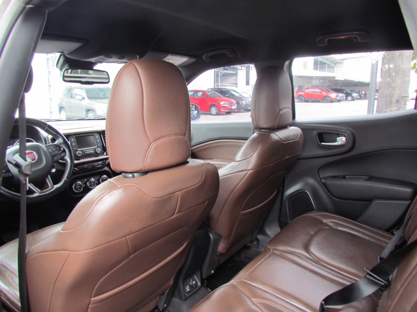 fiat toro 2.0 16v turbo diesel ranch 4wd at9 4p automatico 2019