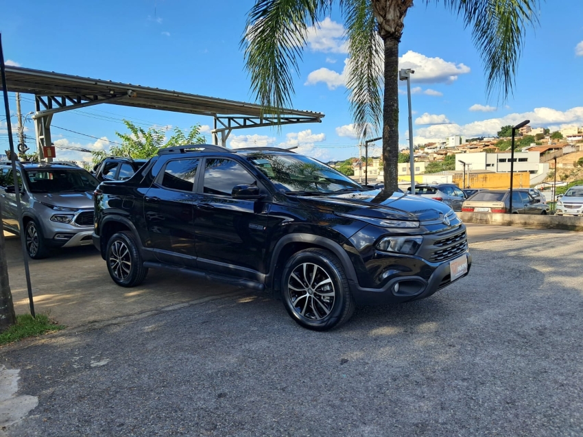 fiat toro 2.0 16v turbo diesel ultra 4wd at9 4p automatico 20212