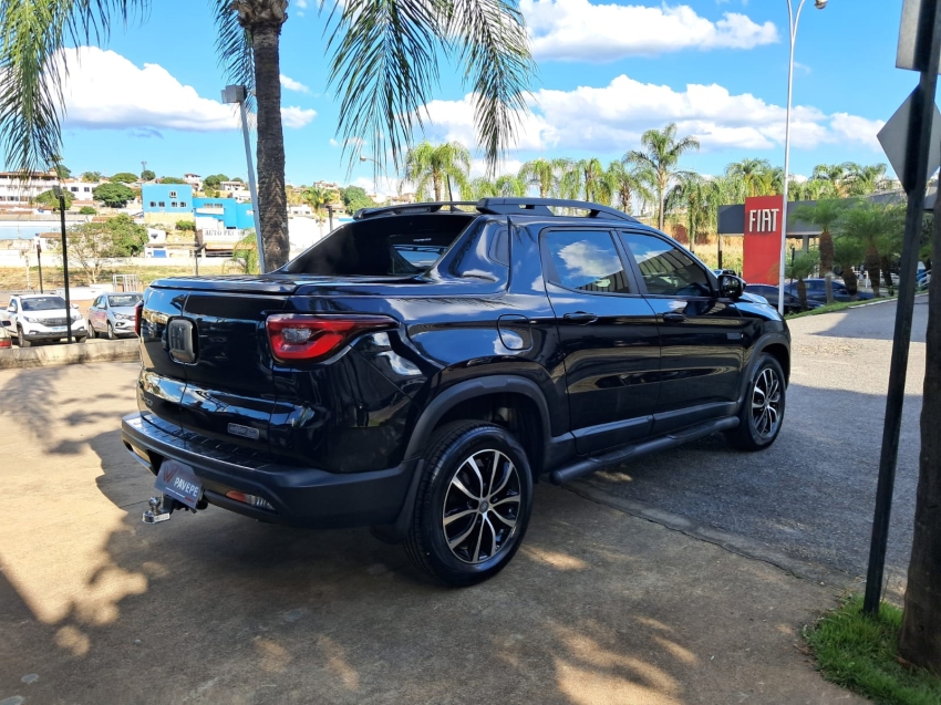 fiat toro 2.0 16v turbo diesel ultra 4wd at9 4p automatico 20215