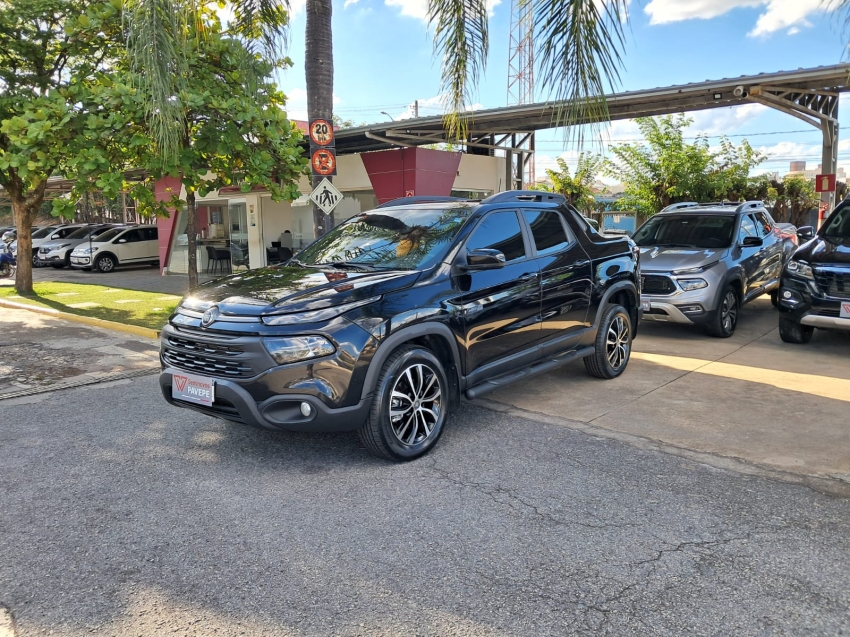 fiat toro 2.0 16v turbo diesel ultra 4wd at9 4p automatico 2021