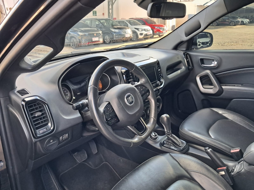 fiat toro 2.0 16v turbo diesel ultra 4wd at9 4p automatico 20216