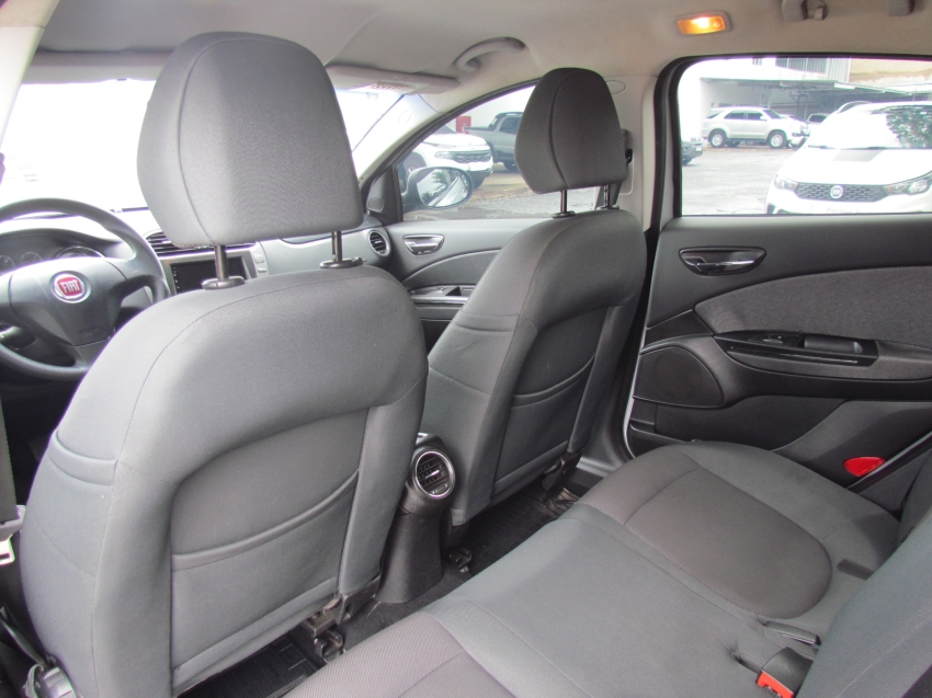 fiat bravo 1.8 essence 16v flex 4p automatizado 2012 fiat bravo 1.8 essence 16v flex 4p automatizado 2012