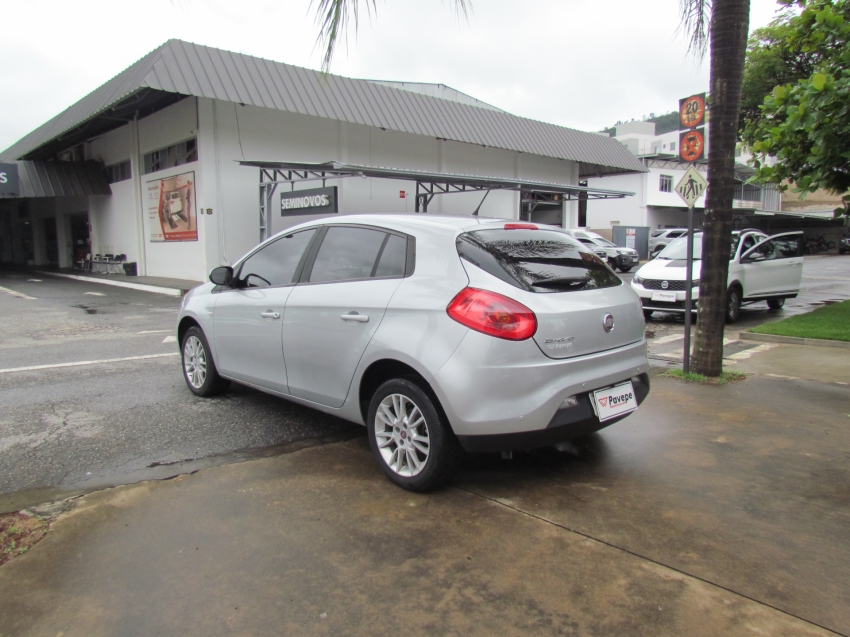 fiat bravo 1.8 essence 16v flex 4p automatizado 2012 fiat bravo 1.8 essence 16v flex 4p automatizado 2012
