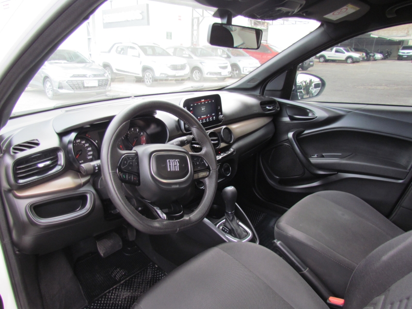 fiat cronos 1.3 firefly flex drive cvt 4p automatico 2023 fiat cronos 1.3 firefly flex drive cvt 4p automatico 2023
