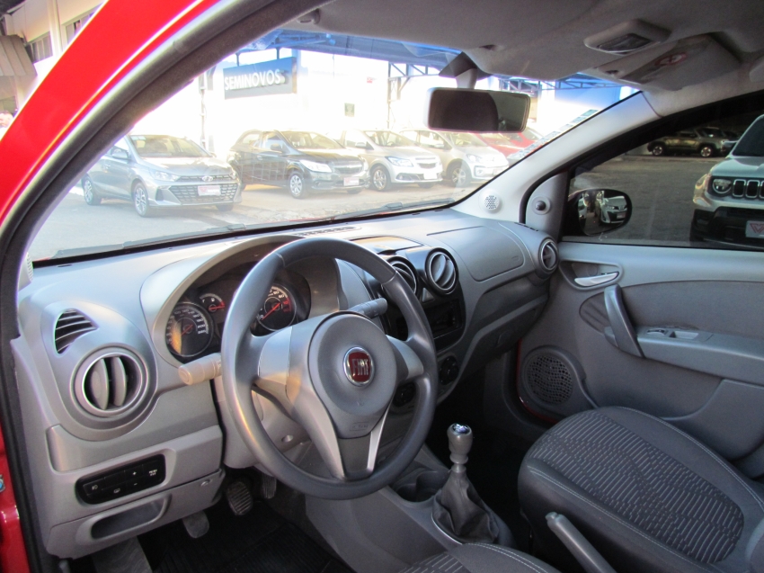 fiat palio 1.4 mpi attractive 8v flex 4p manual 2013 fiat palio 1.4 mpi attractive 8v flex 4p manual 2013