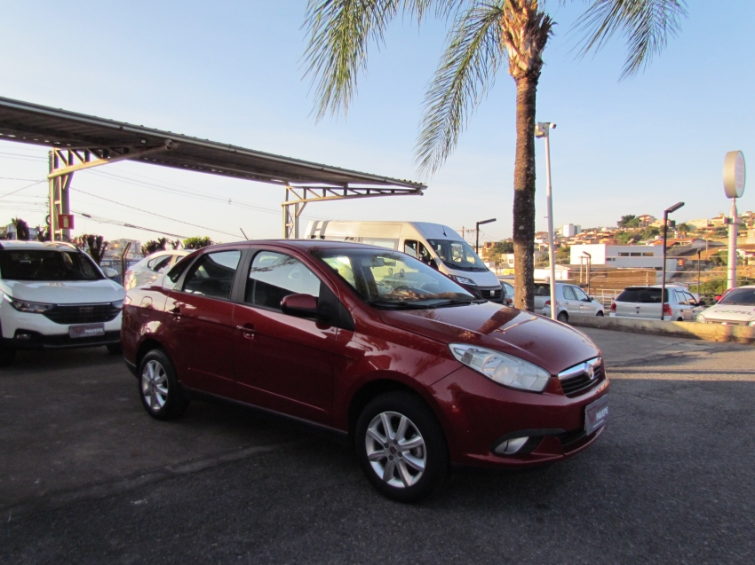 fiat grand siena 1.4 mpi attractive 8v flex 4p manual 2013 fiat grand siena 1.4 mpi attractive 8v flex 4p manual 2013