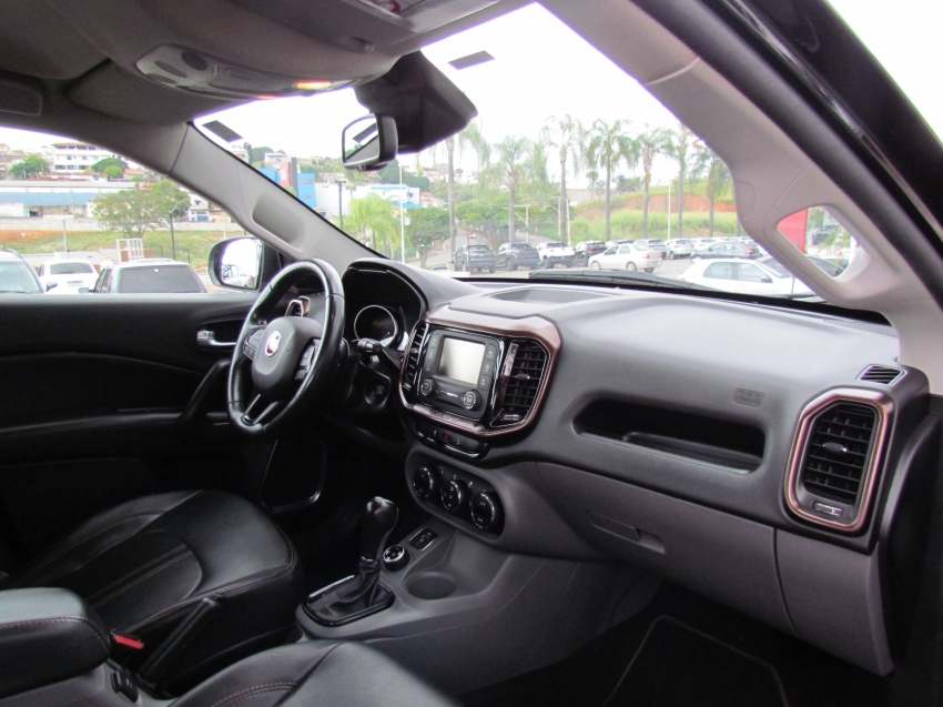 fiat toro 2.0 16v turbo diesel volcano 4wd at9 4p automatico 2019