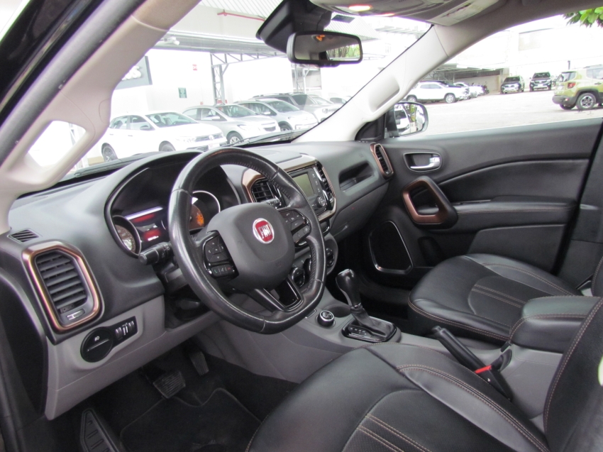 fiat toro 2.0 16v turbo diesel volcano 4wd at9 4p automatico 2019