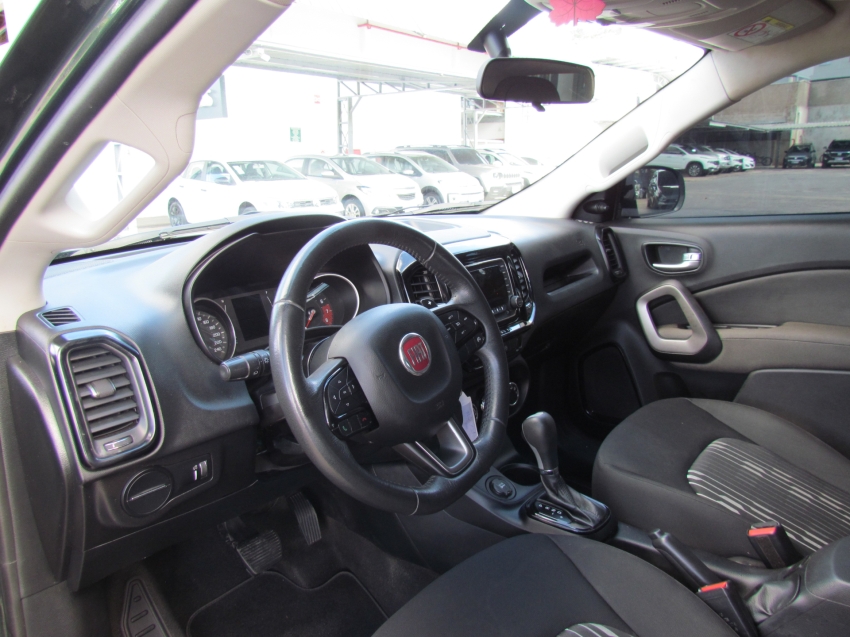 fiat toro 1.8 16v evo flex freedom at6 4p automatico 2018 fiat toro 1.8 16v evo flex freedom at6 4p automatico 2018