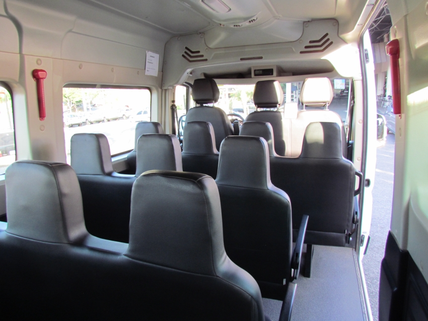 fiat ducato 2.2 bluehdi diesel minibus comfort manual 4p 2024 fiat ducato 2.2 bluehdi diesel minibus comfort manual 4p 2024