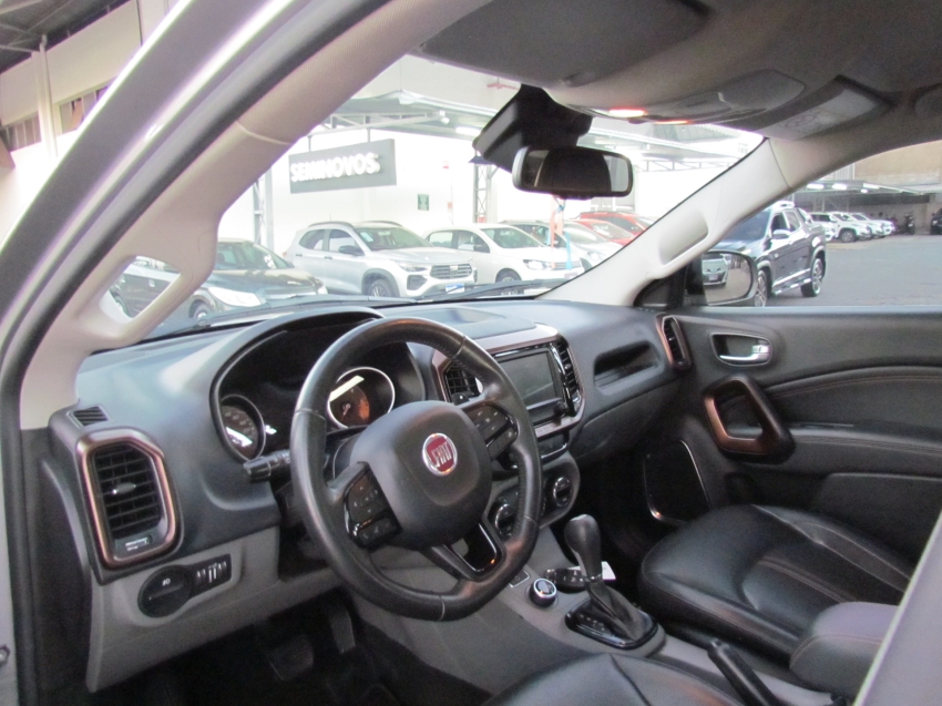 fiat toro 2.0 16v turbo diesel volcano 4wd at9 4p automatico 2020 fiat toro 2.0 16v turbo diesel volcano 4wd at9 4p automatico 2020