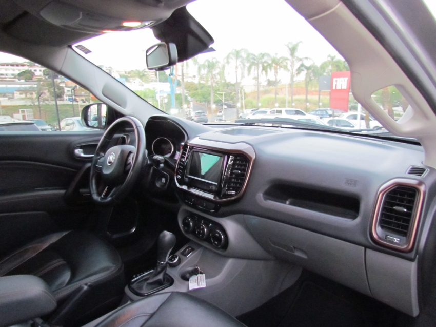 fiat toro 2.0 16v turbo diesel volcano 4wd at9 4p automatico 2020