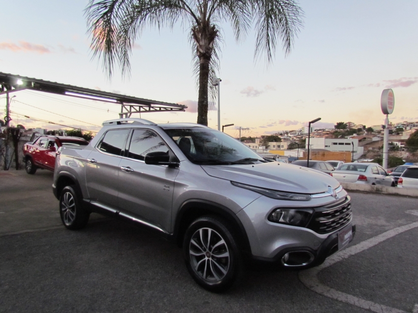 fiat toro 2.0 16v turbo diesel volcano 4wd at9 4p automatico 2020 fiat toro 2.0 16v turbo diesel volcano 4wd at9 4p automatico 2020