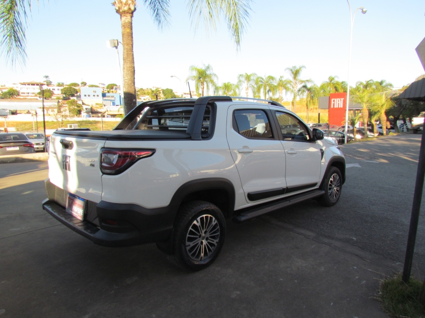 fiat strada 1.3 firefly flex ranch cd cvt 4p automatico 2022 fiat strada 1.3 firefly flex ranch cd cvt 4p automatico 2022