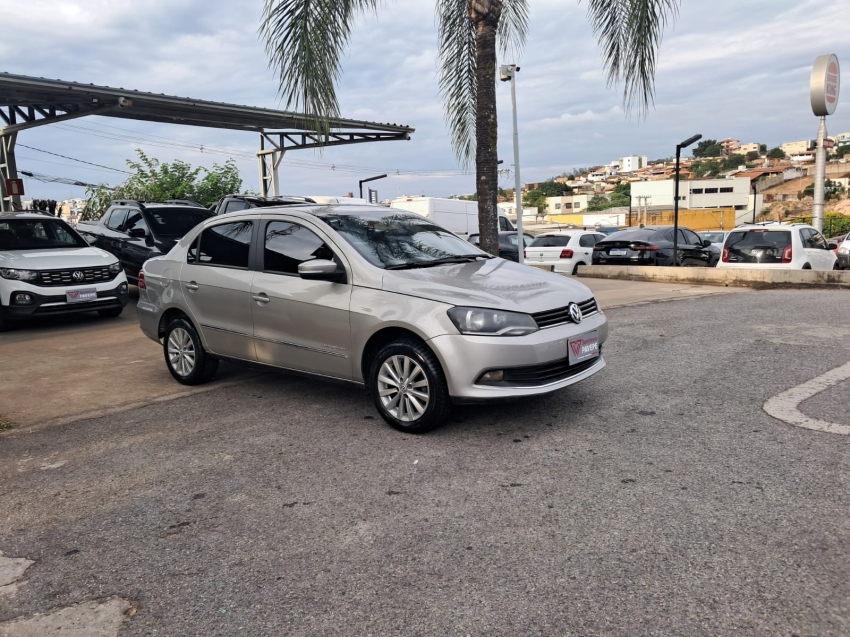 volkswagen voyage 1.6 mi comfortline i-motion 8v flex 4p automatizado automatico 2013 volkswagen voyage 1.6 mi comfortline i-motion 8v flex 4p automatizado automatico 2013