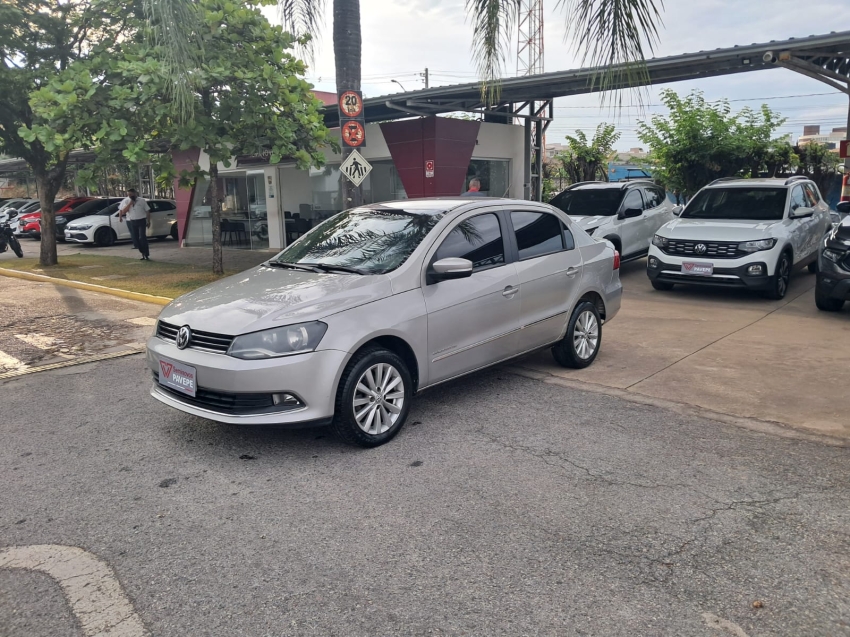 volkswagen voyage 1.6 mi comfortline i-motion 8v flex 4p automatizado automatico 2013 volkswagen voyage 1.6 mi comfortline i-motion 8v flex 4p automatizado automatico 2013