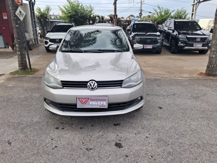 volkswagen voyage 1.6 mi comfortline i-motion 8v flex 4p automatizado automatico 2013 volkswagen voyage 1.6 mi comfortline i-motion 8v flex 4p automatizado automatico 2013