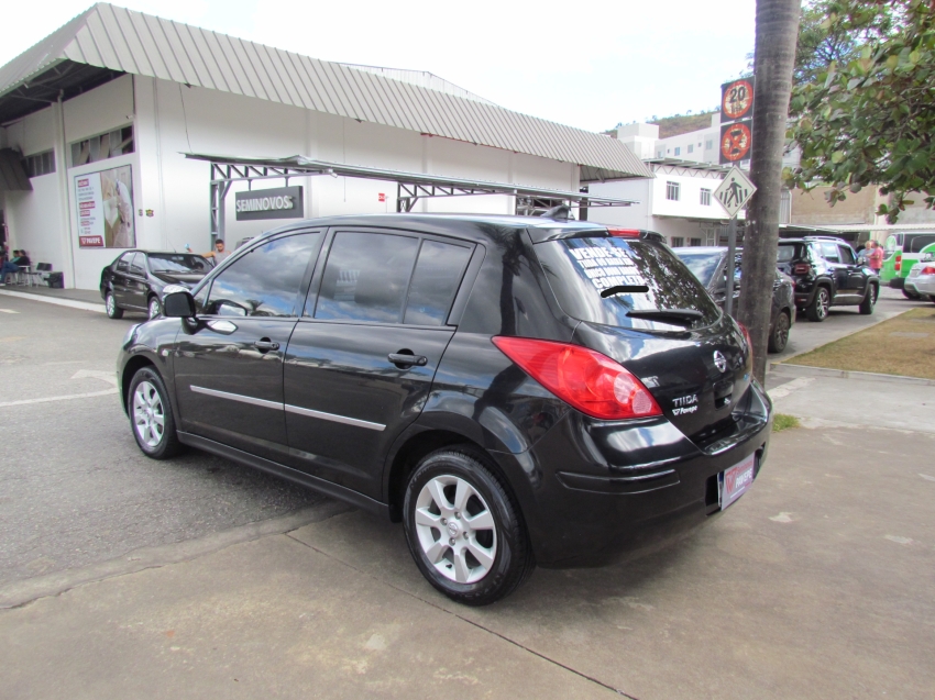 nissan tiida 1.8 s 16v flex 4p manual 2009 nissan tiida 1.8 s 16v flex 4p manual 2009