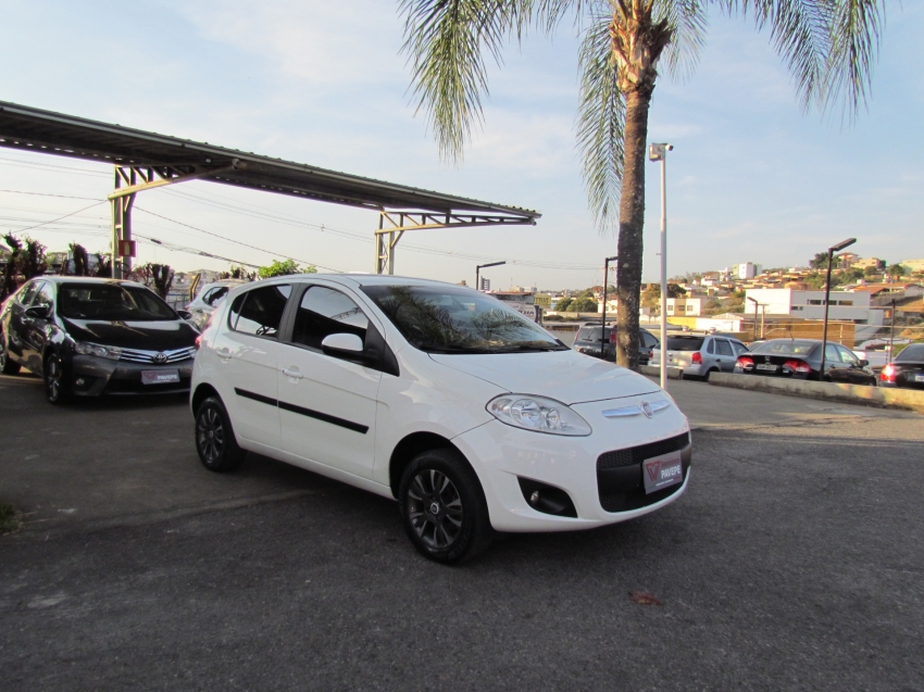fiat palio 1.4 mpi attractive 8v flex 4p manual 2014