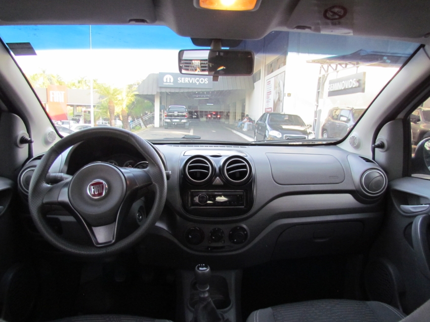 fiat palio 1.4 mpi attractive 8v flex 4p manual 2014