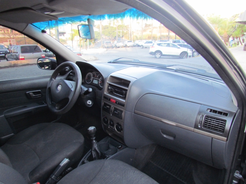 fiat siena 1.6 mpi essence 16v flex 4p manual 2011