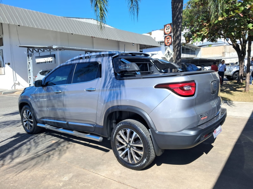 fiat toro 2.0 16v turbo diesel ranch 4wd at9 4p automatico 20235