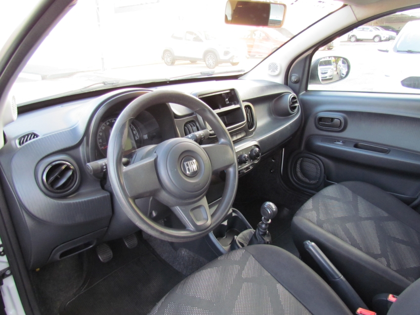 fiat mobi 1.0 evo flex like. manual 4p 2021 fiat mobi 1.0 evo flex like. manual 4p 2021